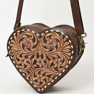 New Heart Canteen Purse American Darling Genuine Western Tooled Leather Women